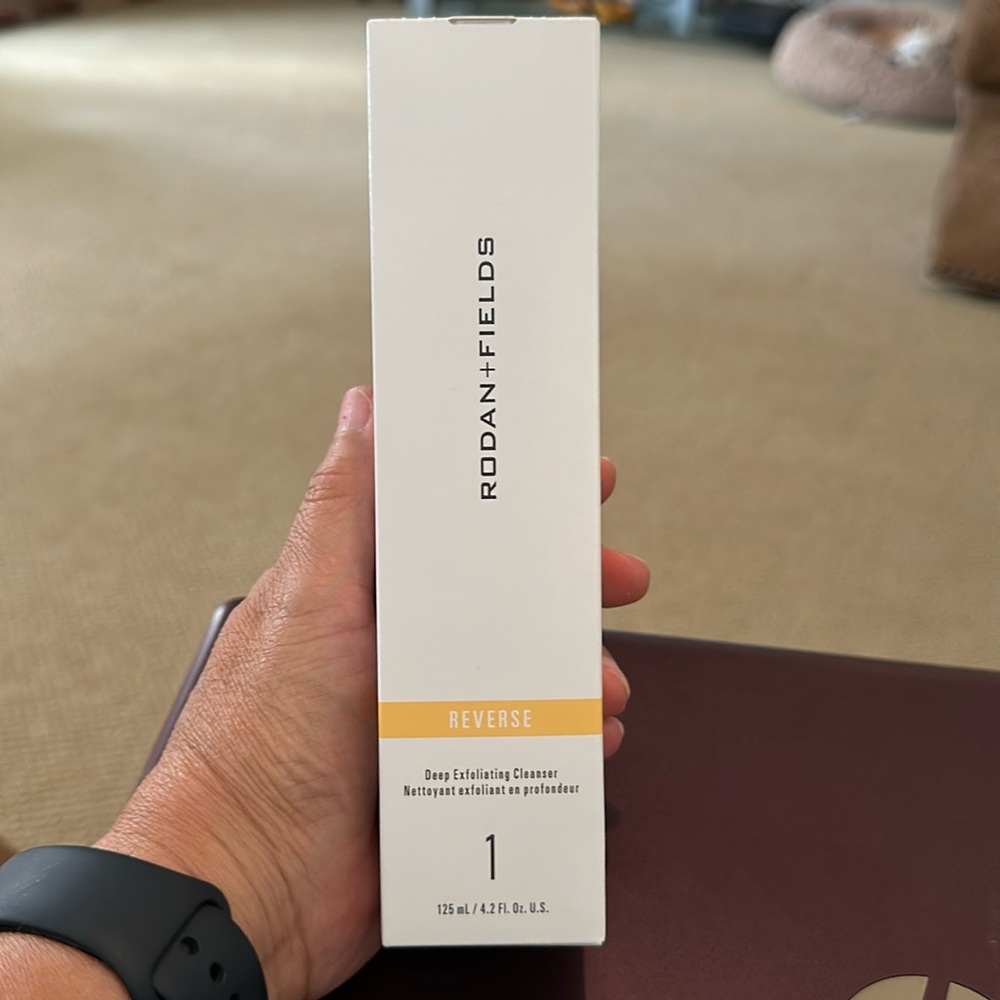 Rodan + Fields - Reverse Deep Exfoliating Cleanser